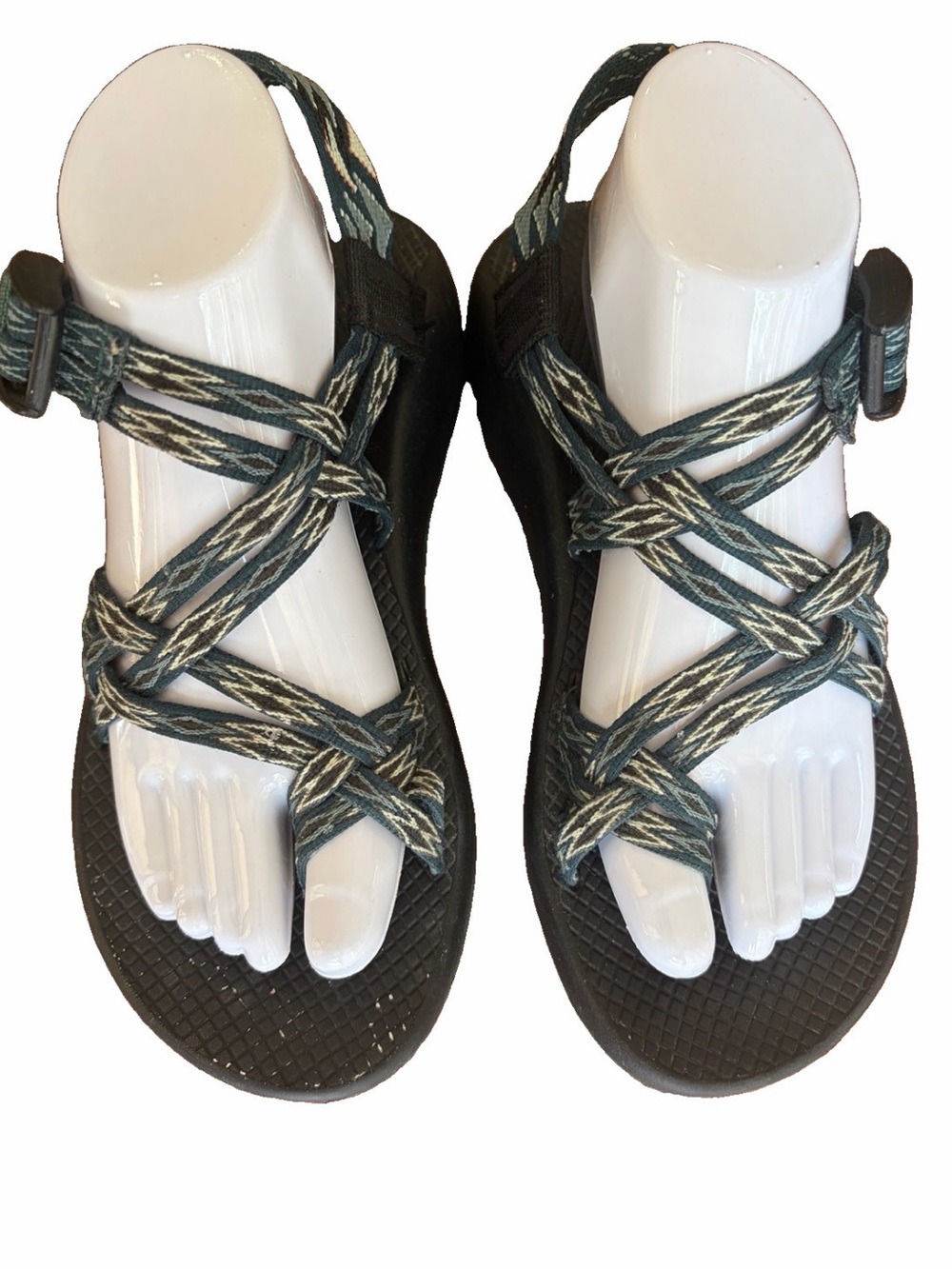 Chaco ZX/2 women’s 9/ 41 classic hiking water sandals green multi strap toe loop